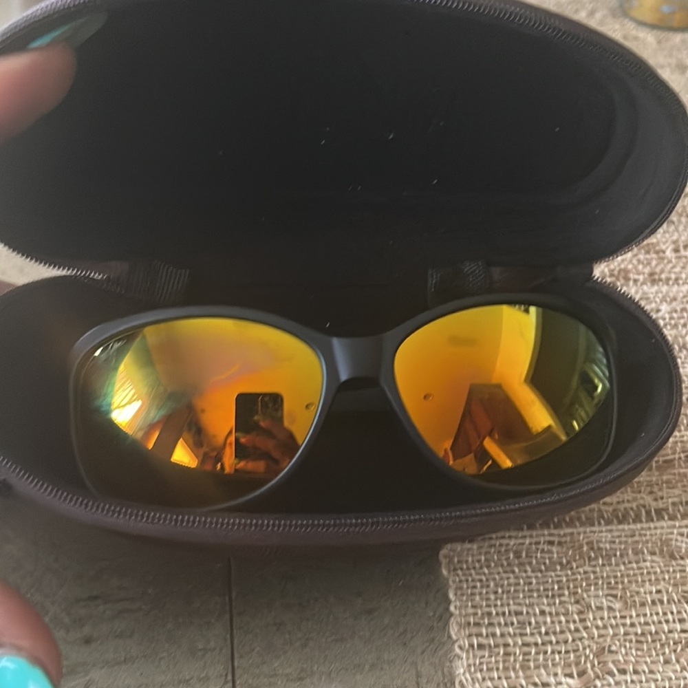 Maui Jim Authentic Sunglasses - image 4